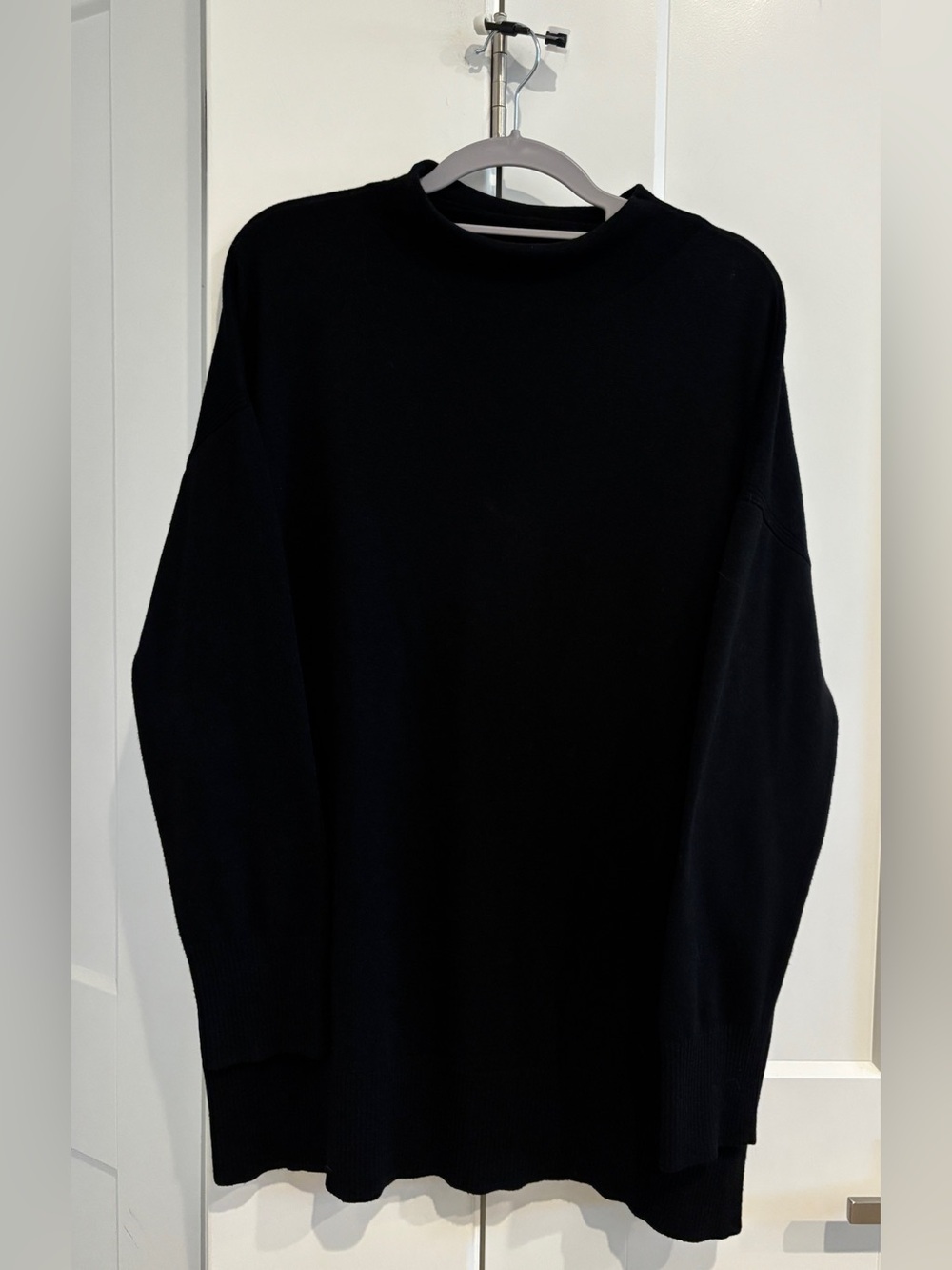 Chelsea28 Black Ribbed Crewneck Sweater